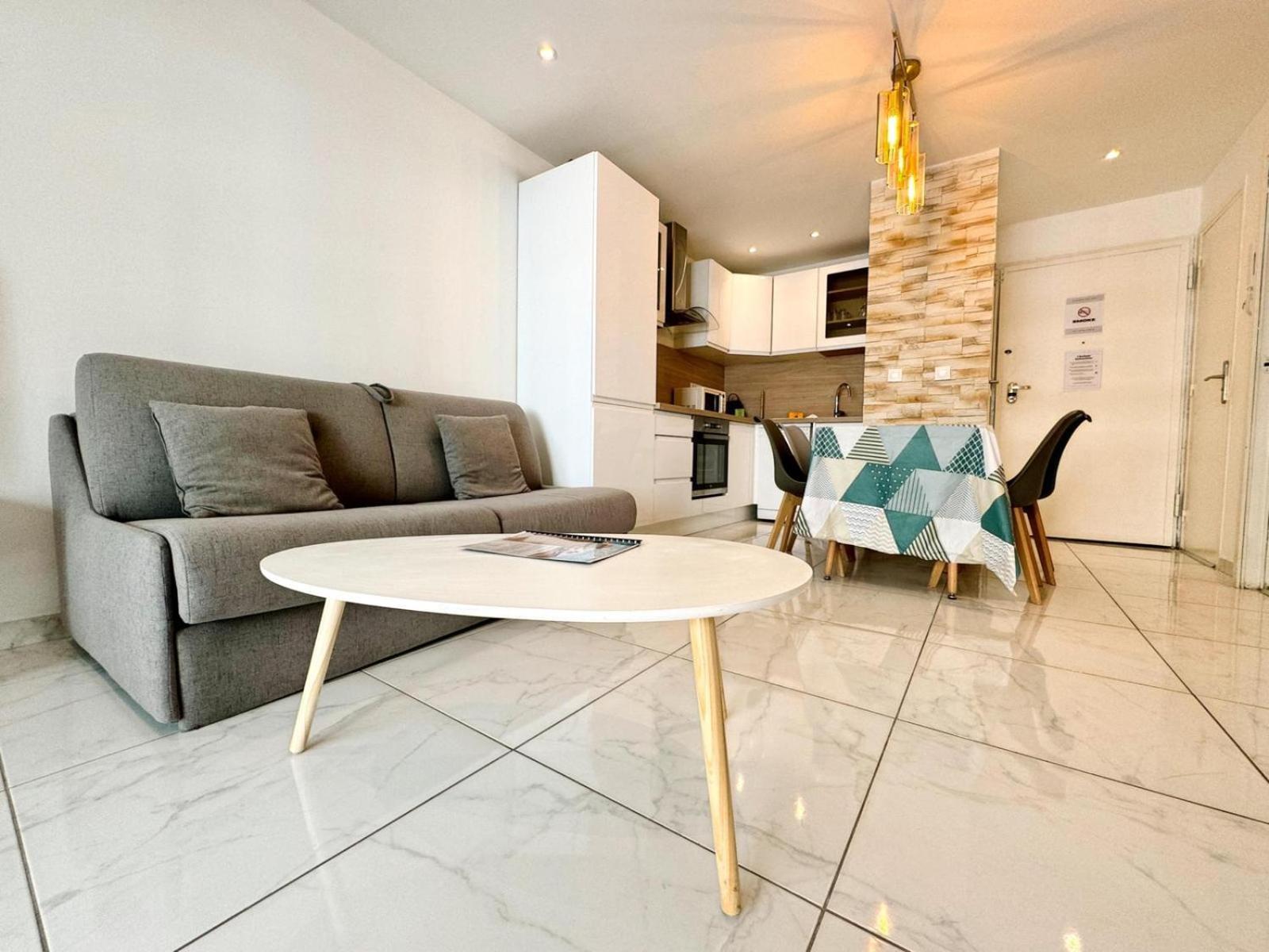 Villa D'Este - Apt 4 Prs - Clim - 300M Plage - Piscine-Parking En Option Juan-les-Pins Luaran gambar